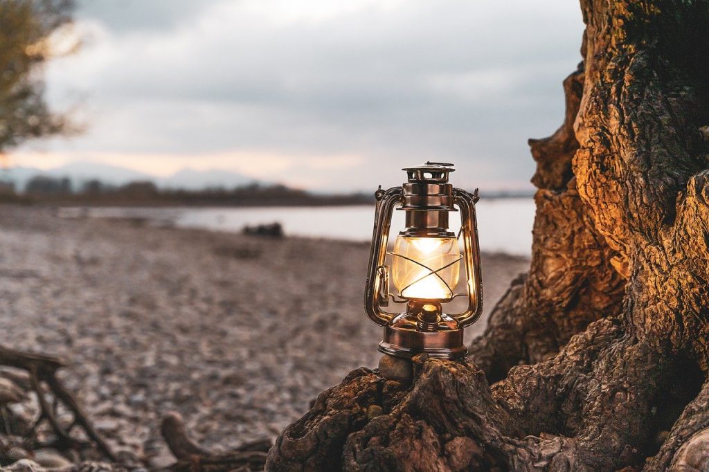 lantern, sea, sky-6826687.jpg